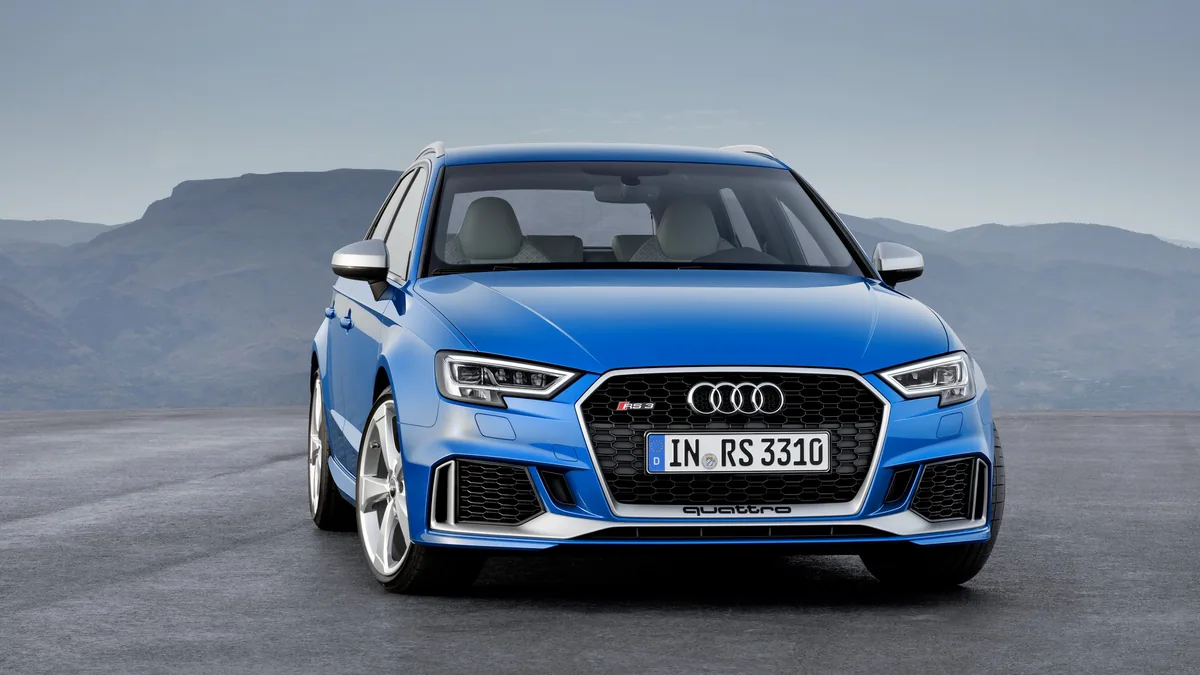 AudiRS3Sportback slide