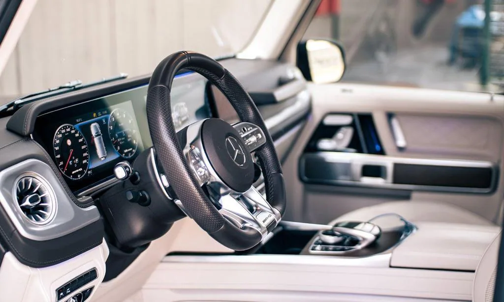 Noleggio mercedes classe g amg g63 milano 1
