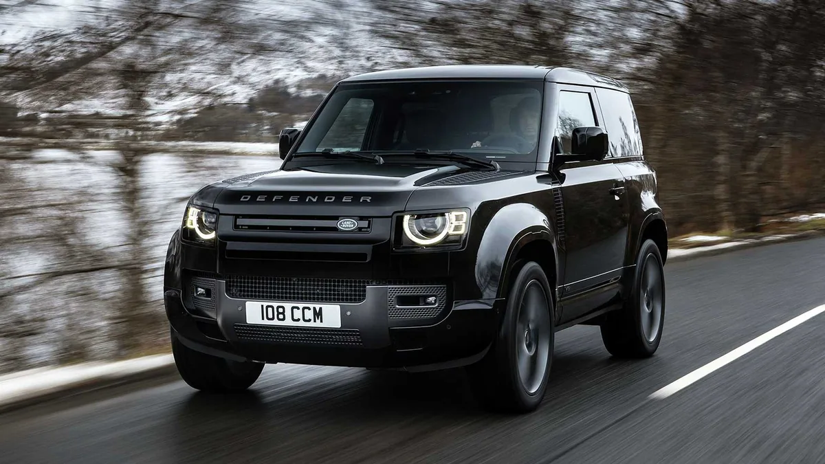 Noleggio range rover defender milano